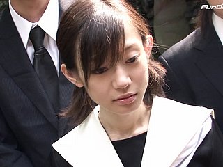 Echt niet! De Japanse university -tiener wordt geslagen way in stiefvader en stiefzuster! Taboe, assfuck! Pussy, nat pussy, tiener 18, 18yo
