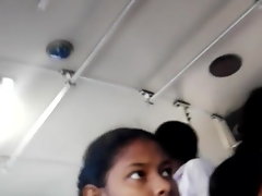 Srilankaanse omnibus meisje upskirt